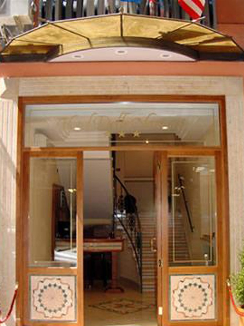 De La Ville in Naples, Italy