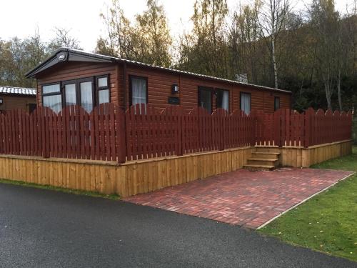 81 The Heathers Aviemore Holiday Park Dalfaber rd Aviemore PH22 1PX — 4-Star Luxury Hotel in Aviemore, United Kingdom
