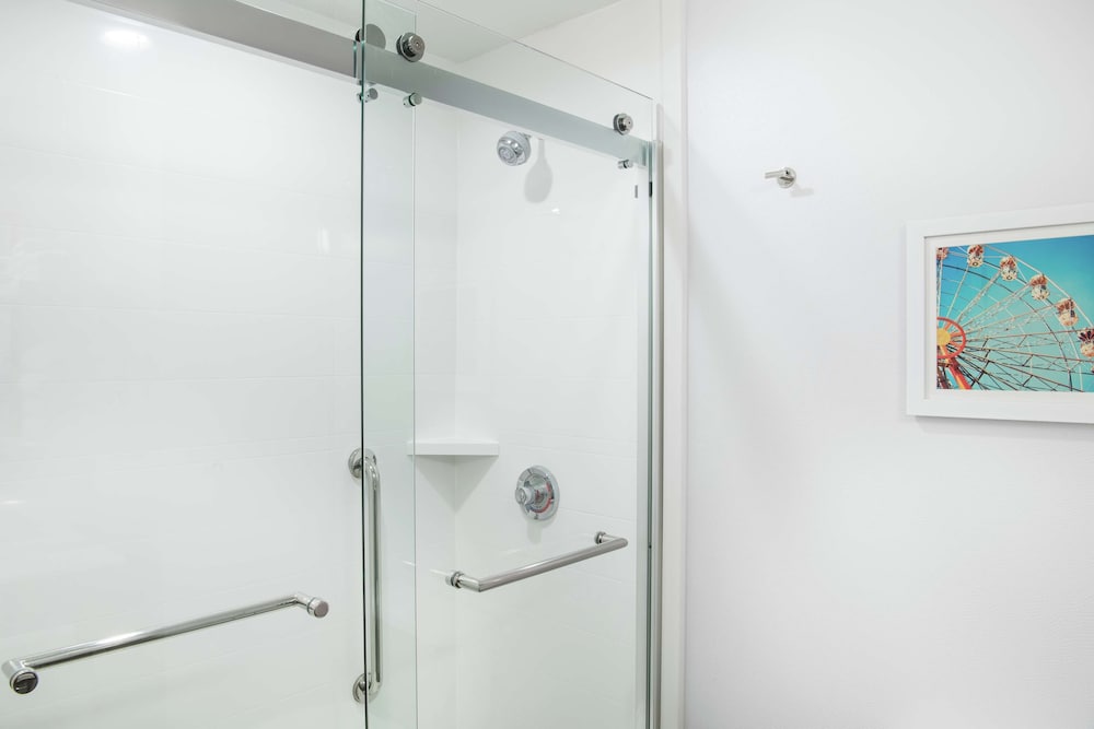 Hampton Inn Cleveland Solon - photo 34