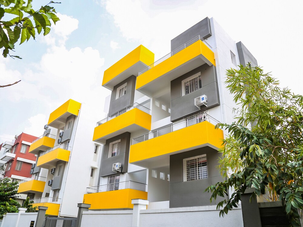 Oyo 19667 Amor Exito - last minute hotel in Pune