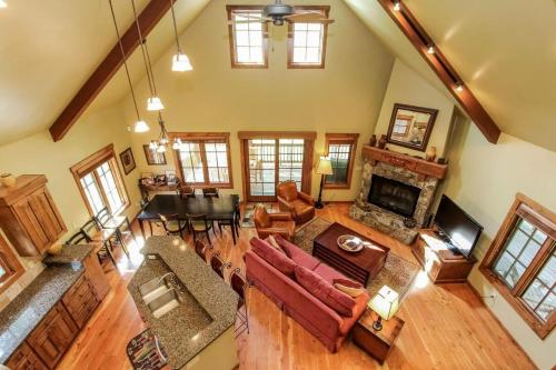 Discovery Chalet 374 at Tamarack Resort by Casago McCall Donerightmanagement - photo 23