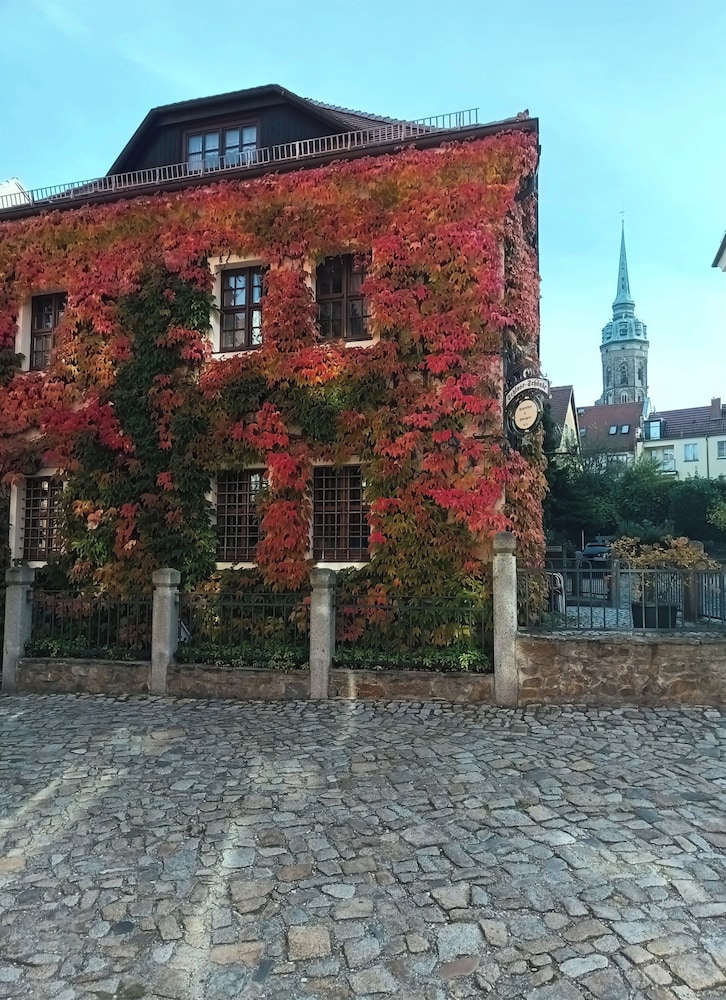 Schloss Schänke garni - carbon neutral hotel in Bautzen