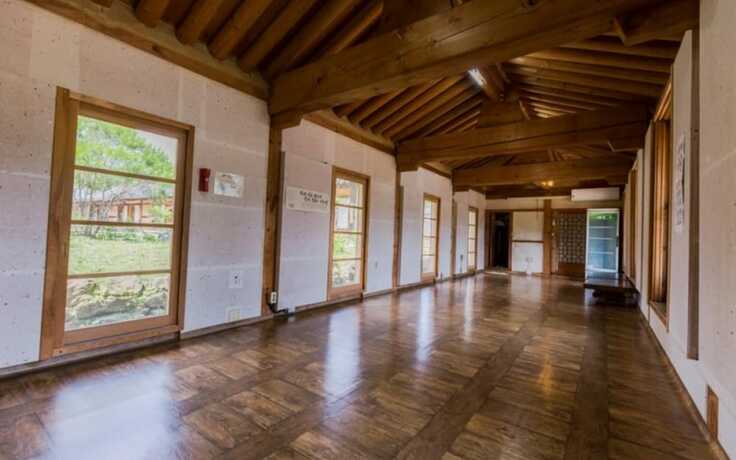 Gapyeong Cwiongyesulgwan in Gapyeong, South Korea