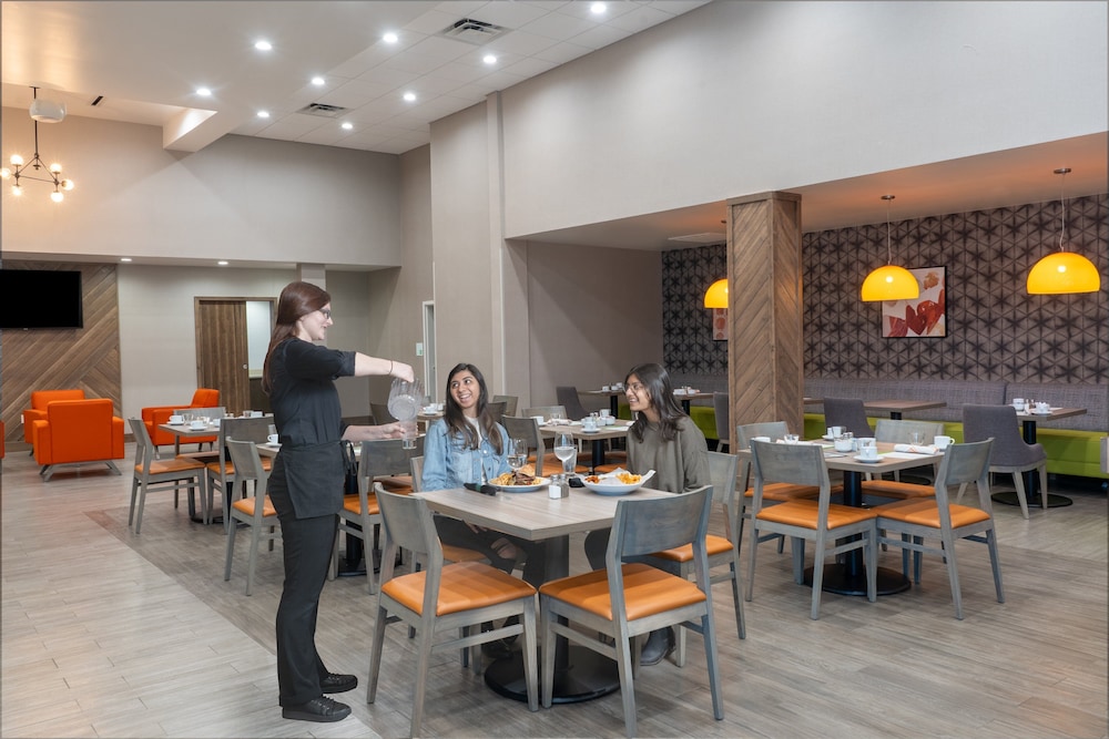 Holiday Inn & Suites Memphis Southeast Germantown by IHG - photo 24
