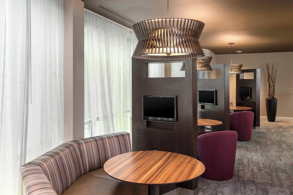 Courtyard by Marriott Philadelphia Valley Forge Collegeville - photo 19