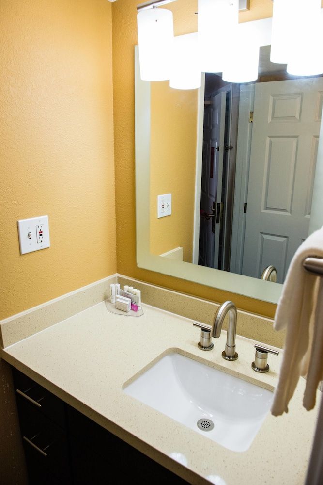 MainStay Suites Houston NASA Clear Lake - photo 17
