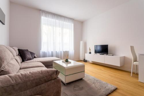 Apartment Nevena By Blue Apartments — 4-Star Luxury Hotel in Zagreb, Croatia