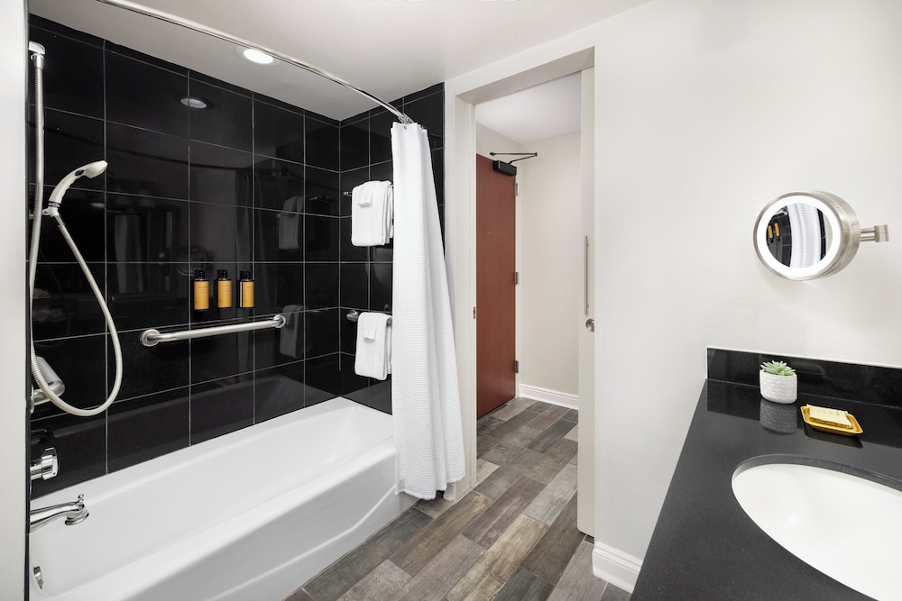 The Riverfront Hotel New Orleans - photo 44