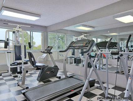 Magnuson Hotel Lansing - photo 9