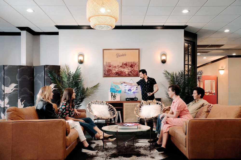 Glendale Express Hotel Los Angeles - photo 3