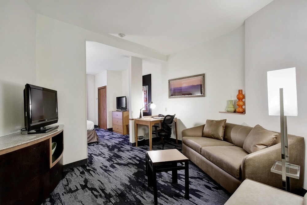 Fairfield Inn & Suites Marriott San Antonio Boerne - photo 10