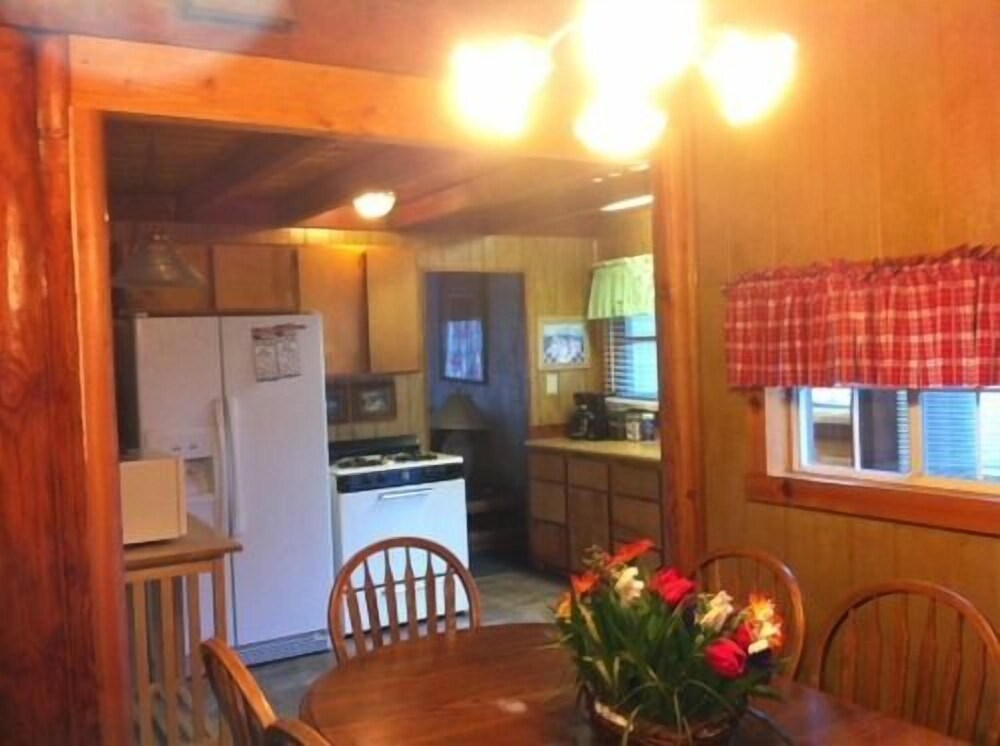 Golden Bear Cottages - photo 36