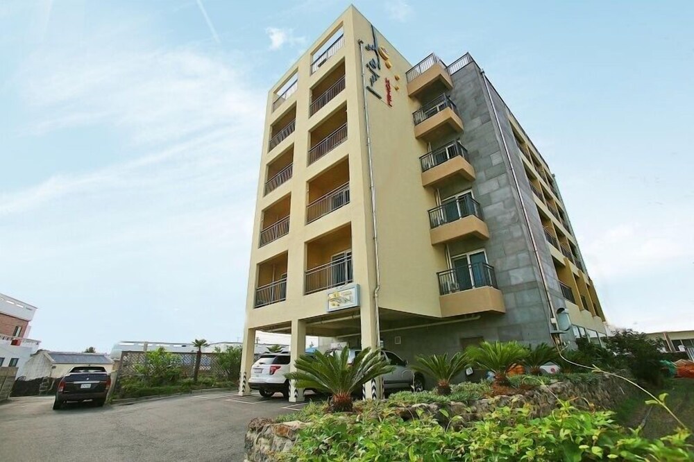 Bulranji Hotel in Seogwipo, South Korea