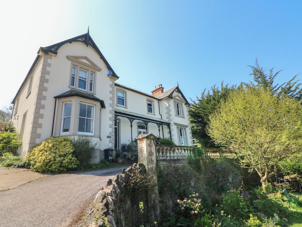 The Outlook — 4-Star Luxury Hotel in Minehead, United Kingdom
