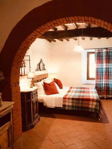 Camera e Appartamento Toscana B&B Palazzo Robicci — 4-Star Luxury Hotel in Castiglion Fiorentino, Italy