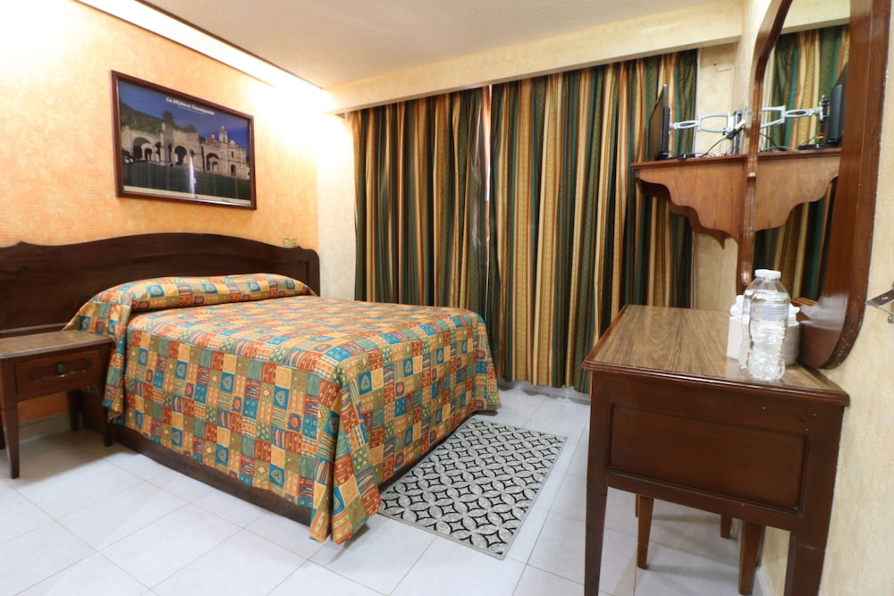 Hotel Isabel I — Oaxaca — photo 2