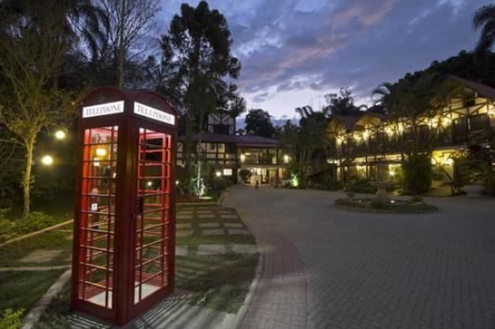 Hotel Britannia — hotel in Penedo