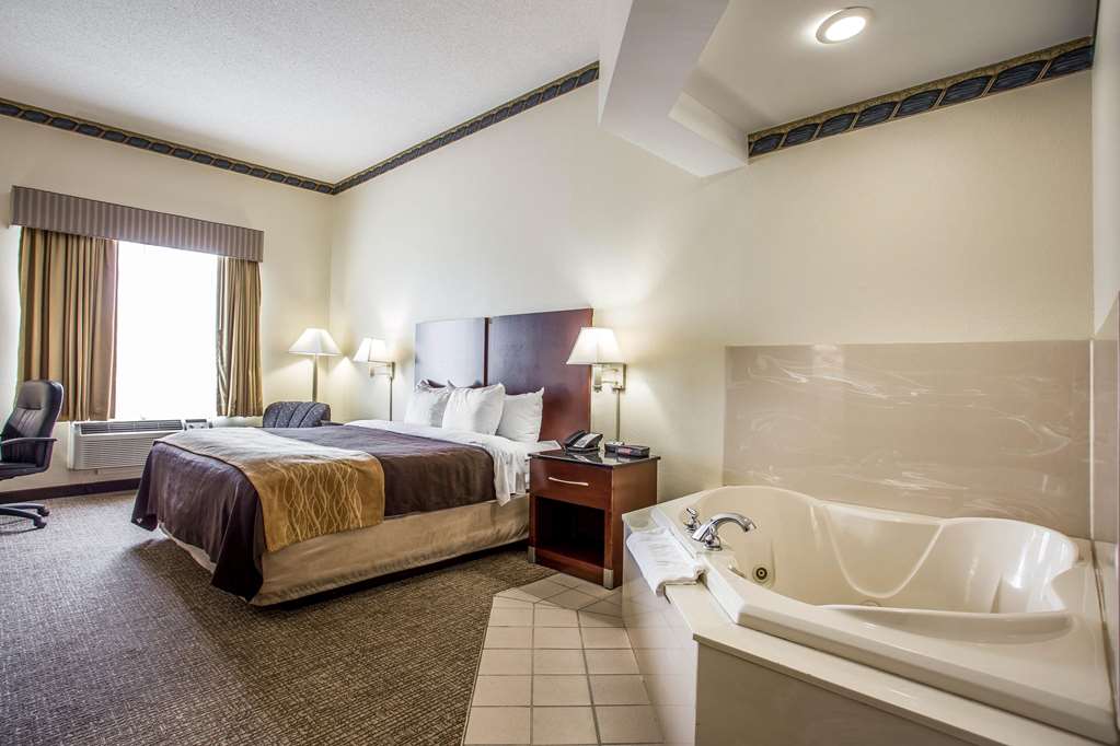 Comfort Inn & Suites Ft. Jackson Maingate - photo 19
