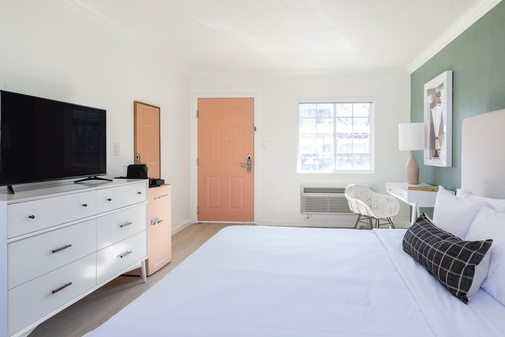 Signature Inn Oakland - photo 12