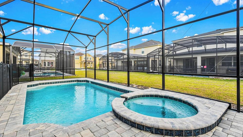 Family Friendly Oasis with Resort Amenities - photo 16
