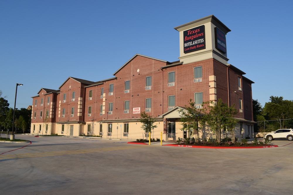 Texas Bungalows Hotel and Suites Austin - featured photo