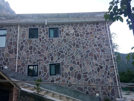 Huixian Wanxianshan Guanri Building Tourism Farm in Chengguan, People's Republic of China