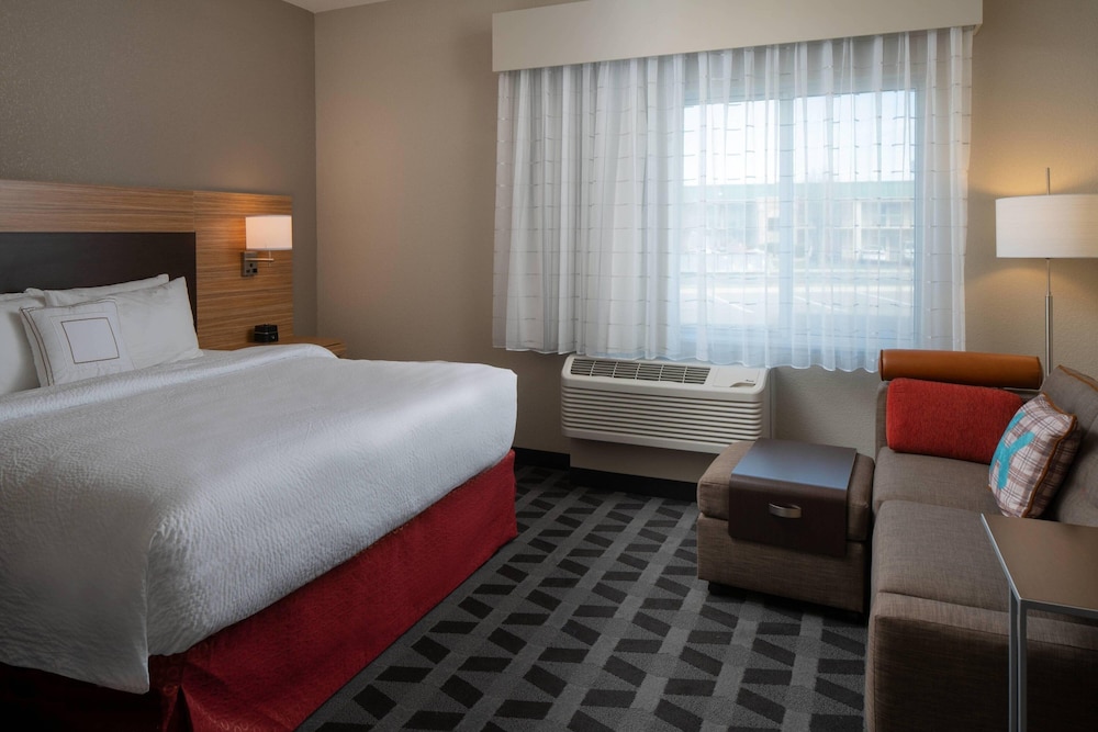 TownePlace Suites by Marriott Clarksville - photo 14