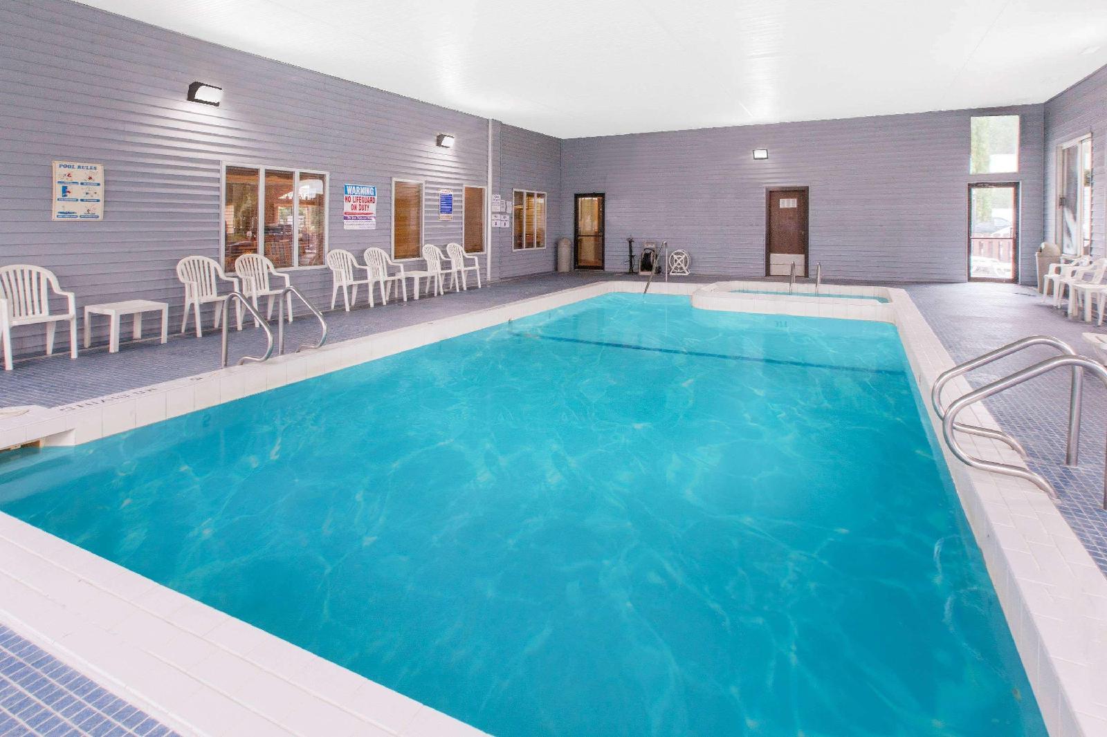 Days Inn Sault Ste Marie - photo 2