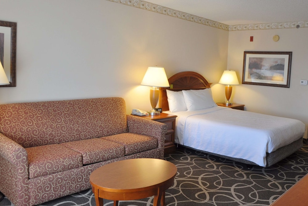 Hilton Garden Inn Gettysburg - photo 24