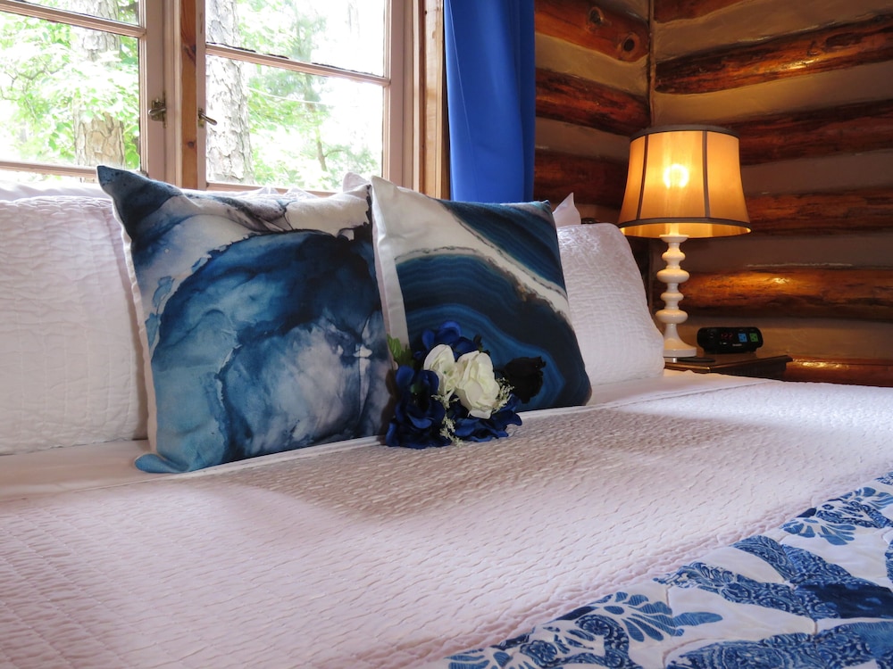 Tall Pines Inn - photo 13