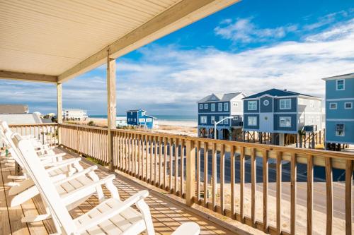A Beach Music Paradise Too by Oak Island Accommodations - photo 38