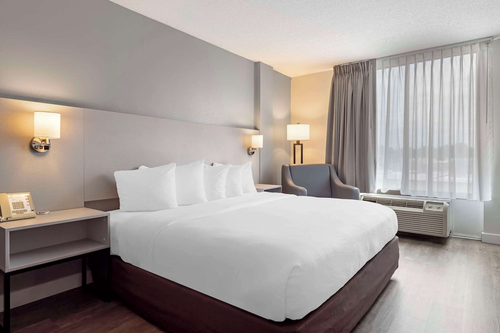 MainStay Suites MSP Airport Mall of America - photo 18