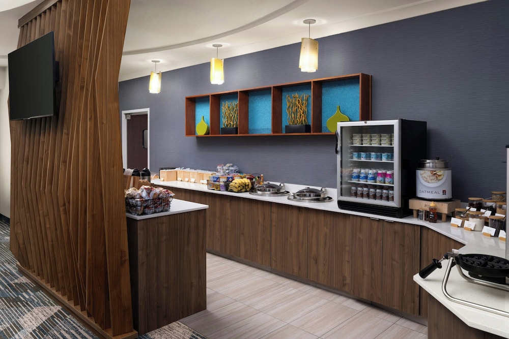 SpringHill Suites by Marriott Fort Myers Airport - photo 12