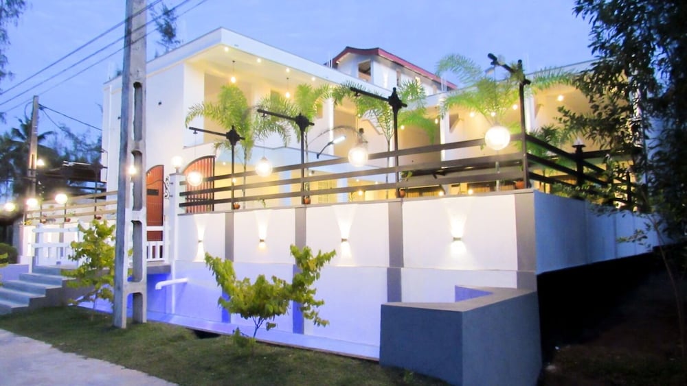 Airport Faith Hotel in Katunayaka, Sri Lanka