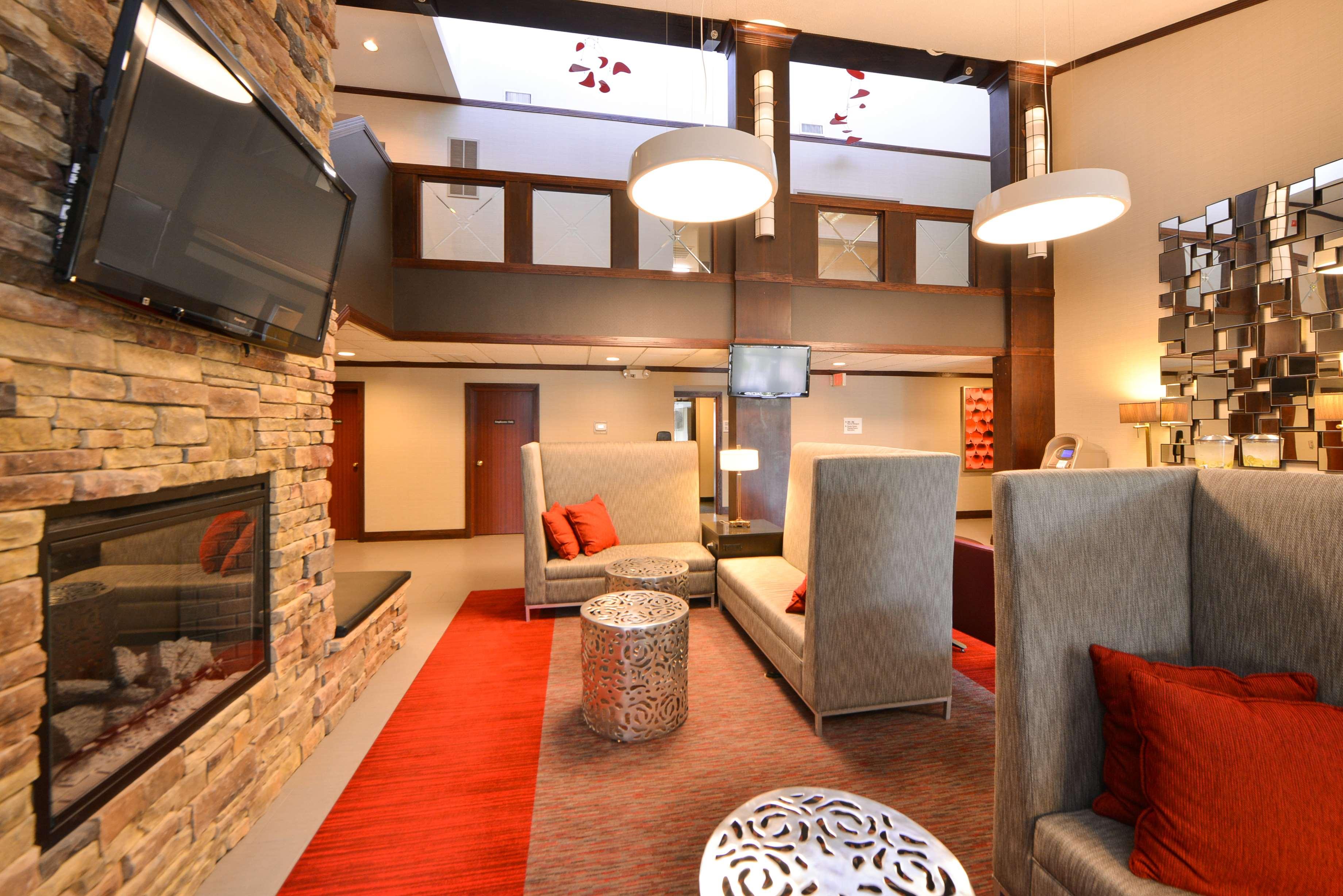 Radisson Hotel Madison - photo 30