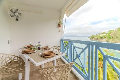 Neuf Vue Mer Très Haut Standing — 4-Star Luxury Hotel in Le Gosier, Guadeloupe