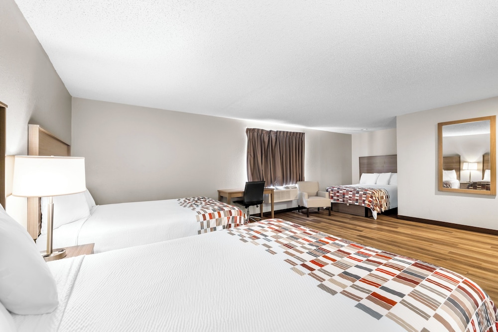 Red Roof Inn Niagara Falls - photo 16
