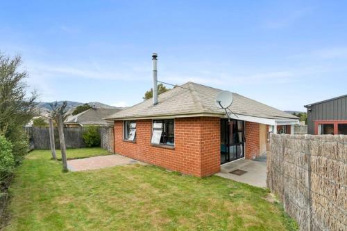 The Iron Gate Family Hideaway Pet Friendly in Cromwell, New Zealand