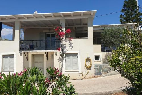 Villa Emeli Close To Beaches & Downtown — 4-Star Luxury Hotel in Porto Cheli, Greece