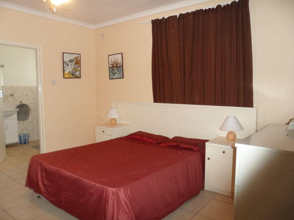Pierre Yves Cottages — Francistown — photo 3