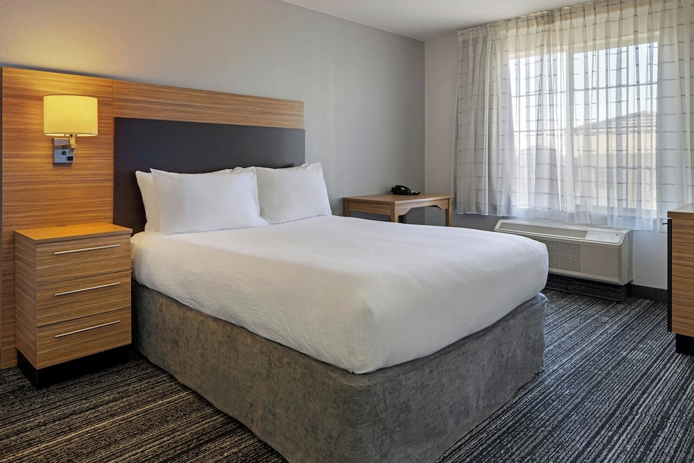 TownePlace Suites by Marriott Ontario Airport - photo 12