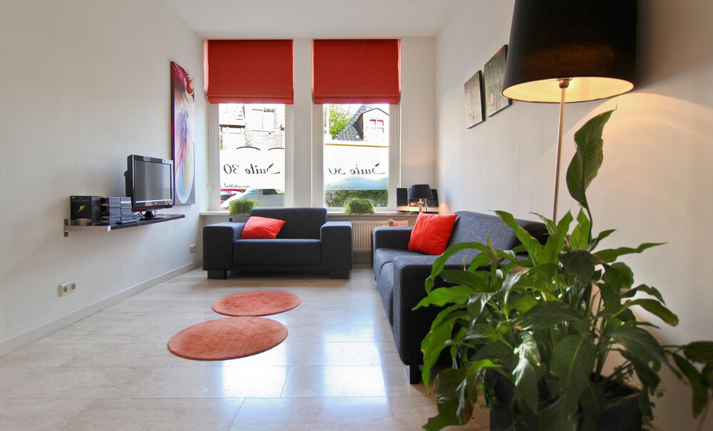 Suite 30 OvernachteninStijl — 4-Star Luxury Hotel in Groningen, Netherlands