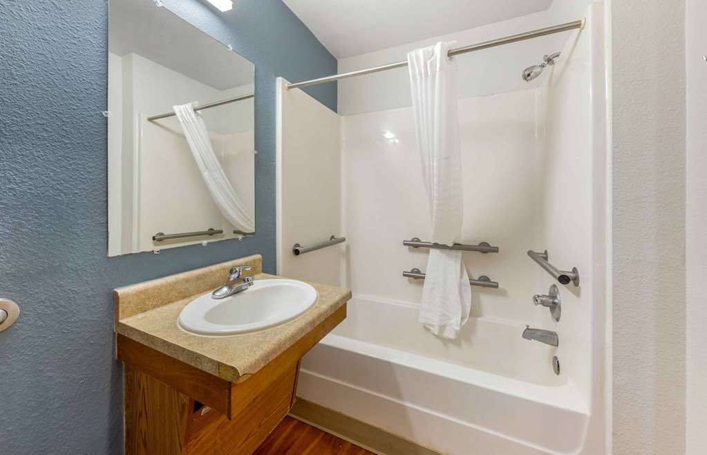 Extended Stay America Select Suites Oklahoma City Norman - photo 28