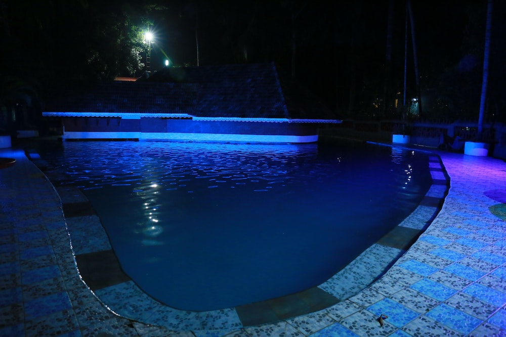 Emarald Ayurvedic Resort