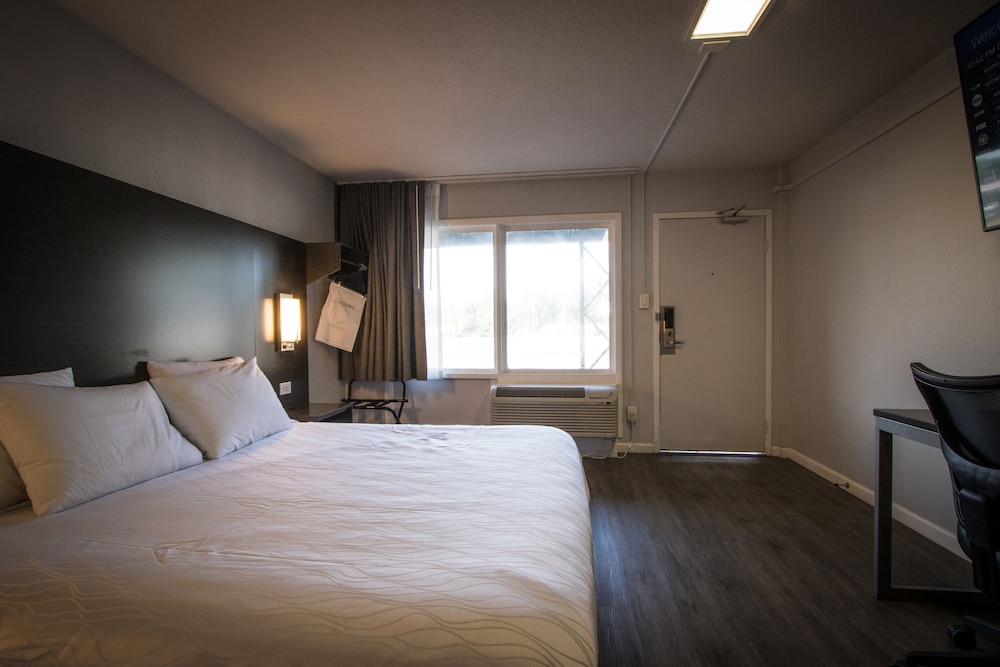 Envi Boutique Hotel Henderson Evansville South - photo 9