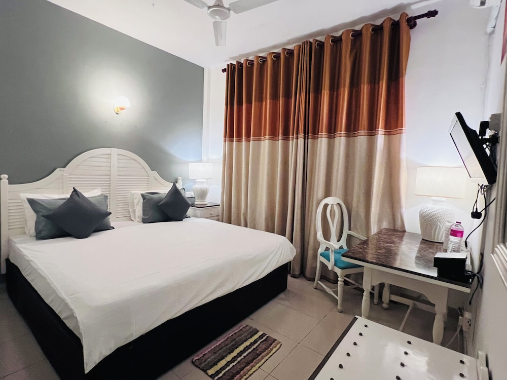 New Wadduwa Beach Resort in Kalutara, Sri Lanka