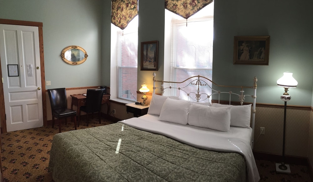 Hotel Millersburg - photo 17