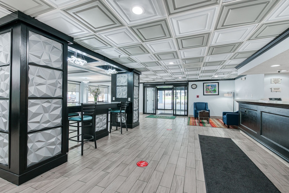 Quality Inn & Suites North Little Rock - photo 3