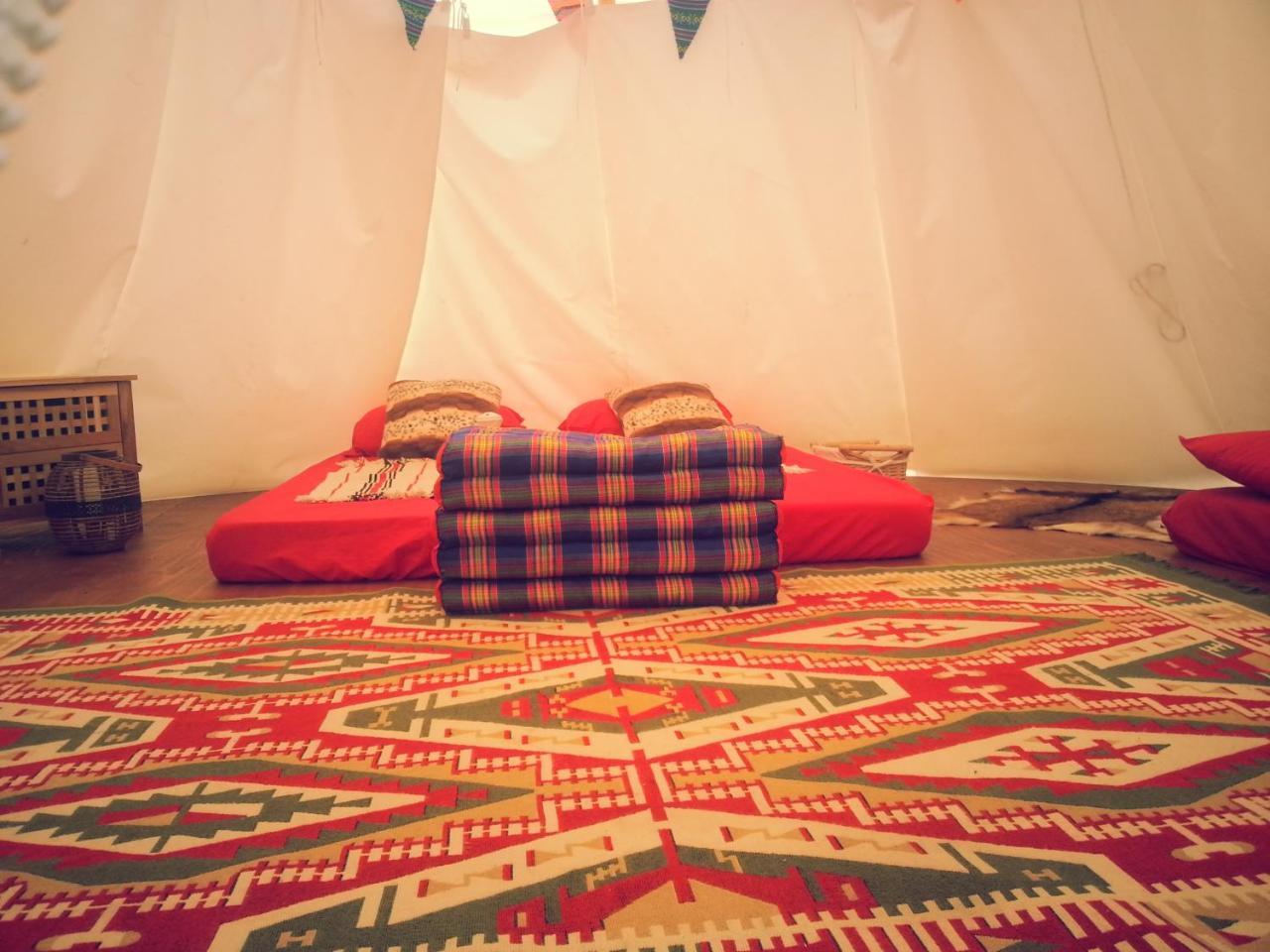 Gopsall Hall Farm in Atherstone, United Kingdom