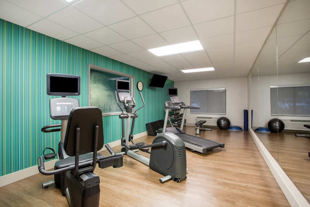 Holiday Inn Express Hotel & Suites Lewisburg by IHG - photo 22